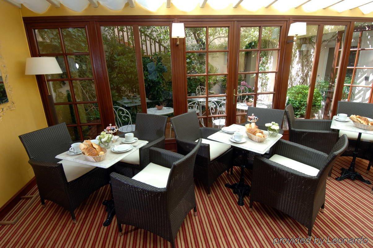 Hôtel la Residence Du Berry Versalhes Restaurante foto