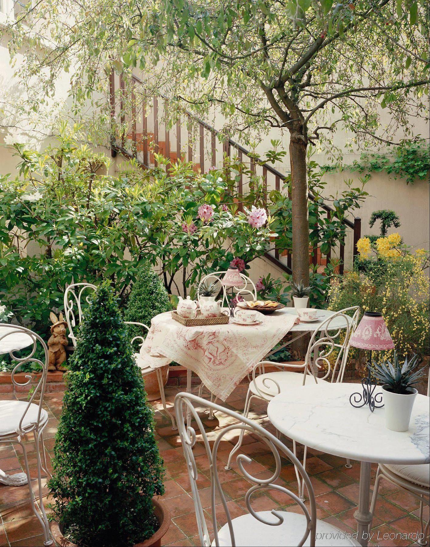 Hôtel la Residence Du Berry Versalhes Restaurante foto